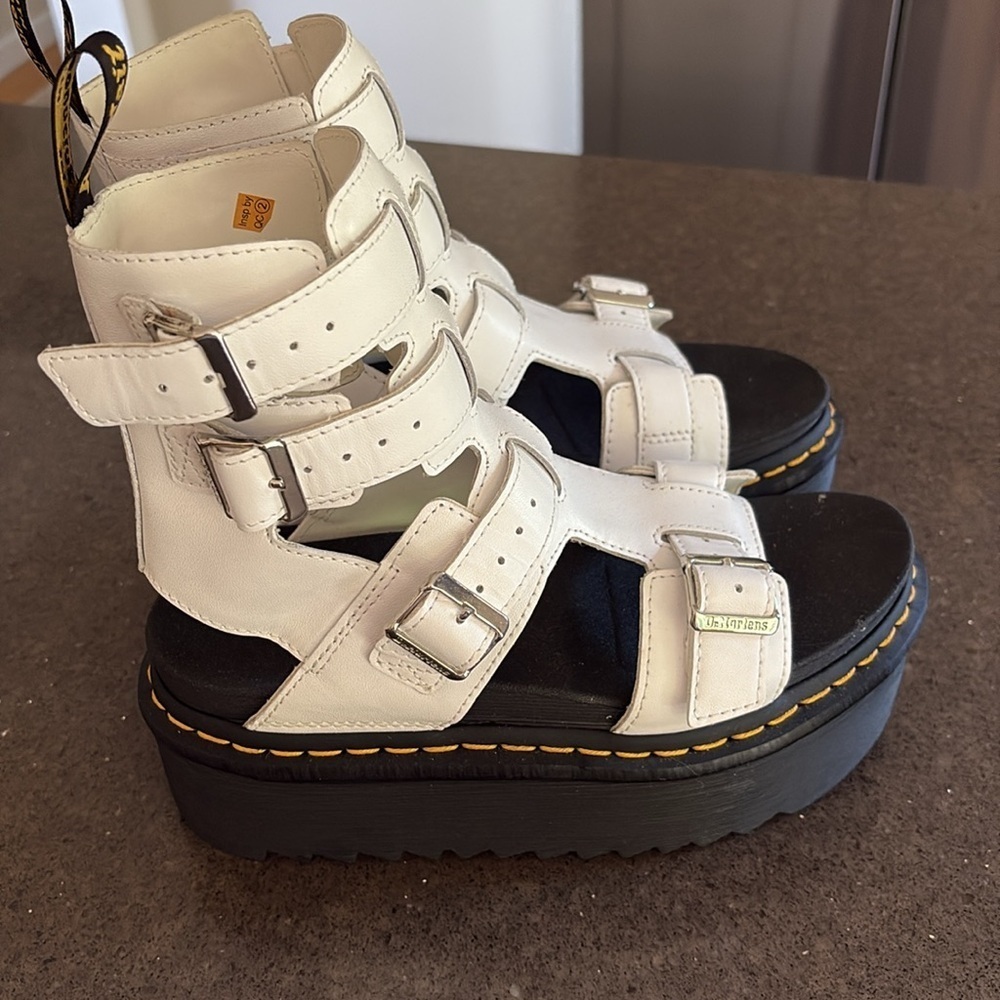 Dr.Martens Giavanna Leather Platform Sandals 7 - Picture 4 of 15